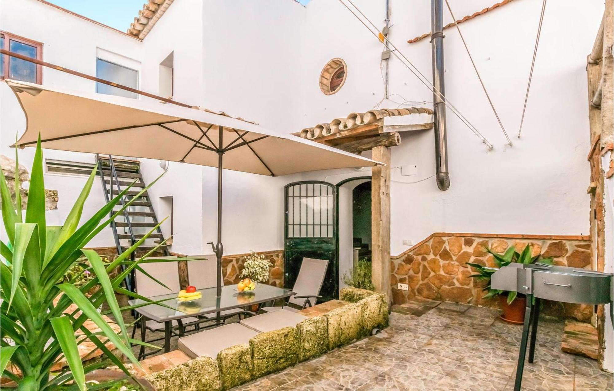 Pet Friendly Home In Hornachuelos With Kitchen Exteriér fotografie